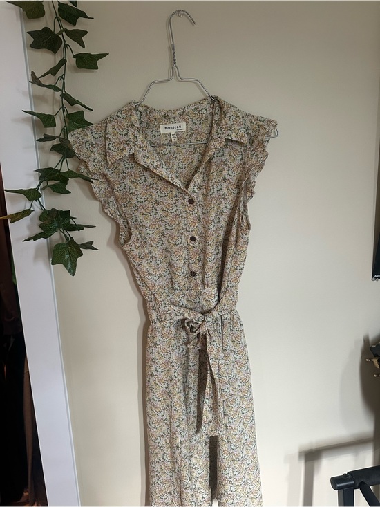 Monteau Dresses & Skirts - Monteau midi dress floral print